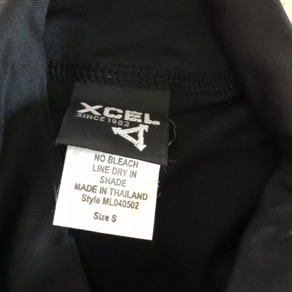 XCEL | Rash Guard | Size S - Picture 5 of 7